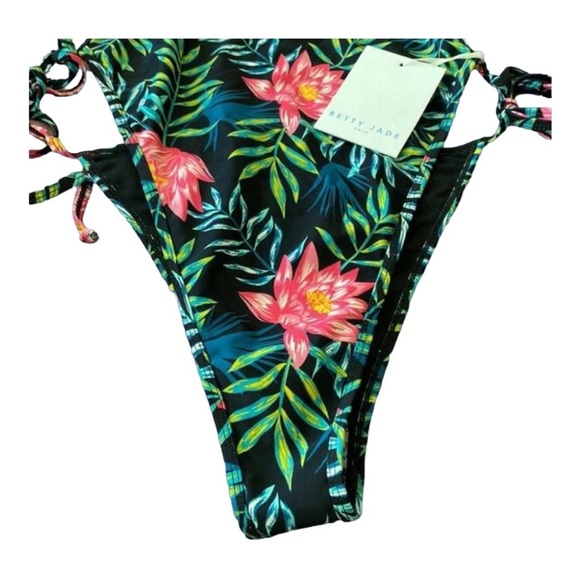 BETTY Jade Swim, black floral, size medium - Picture 4 of 11